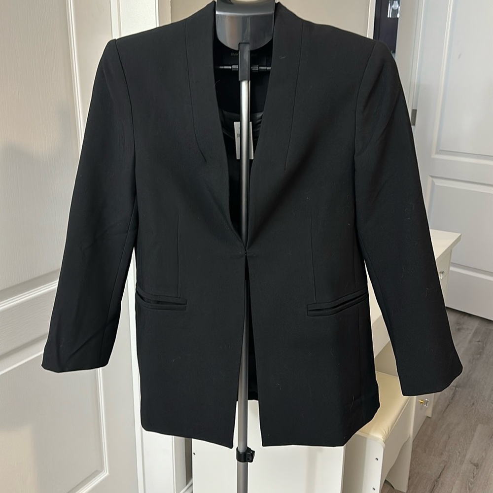Banana Re Black jacket
